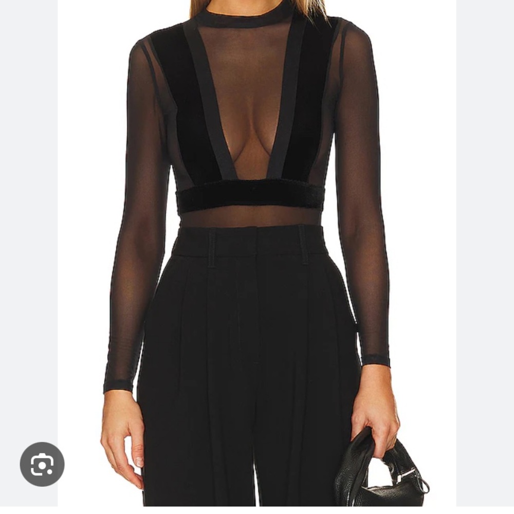 Undress code Elegant Black Sheer Women's Top